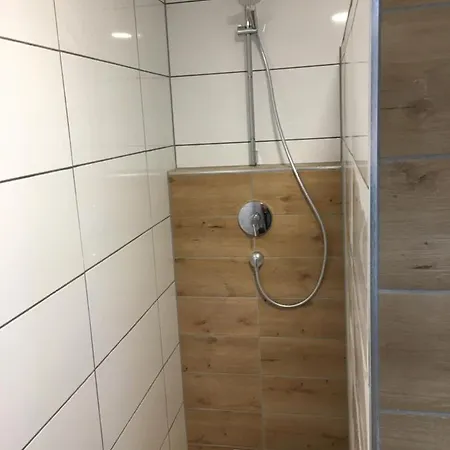Reh Apartment *